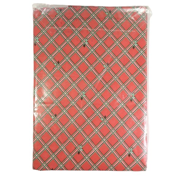 Vintage Christmas Vinyl Flannel Back Table Cloth - 52"x 70" - *NEW* - Picture 2 of 2